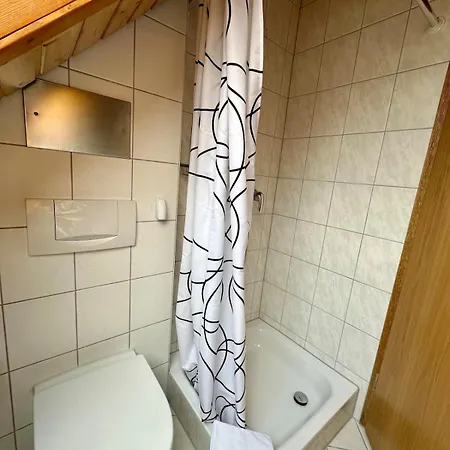 Apartment Geraeumiges *