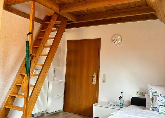 Apartment Geraeumiges *